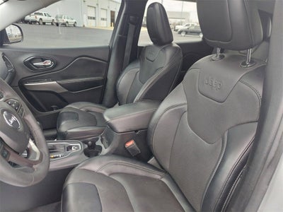 2022 Jeep Cherokee Latitude Lux