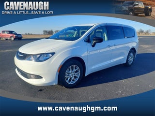 2024 Chrysler Voyager LX