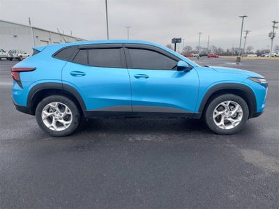 2025 Chevrolet Trax LS