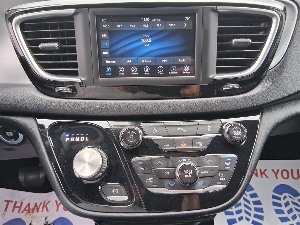 2020 Chrysler Pacifica Touring