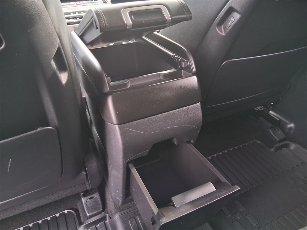 2025 Hyundai Santa Fe SE