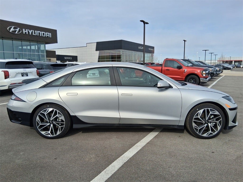2024 Hyundai IONIQ 6 SEL