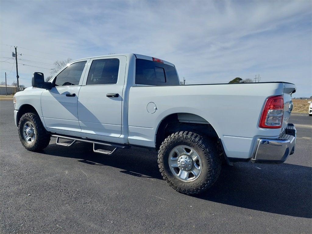 2024 RAM 2500 Tradesman Crew Cab 4x4 6'4' Box